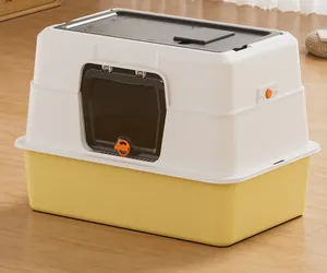 Große geschlossene Katzentoilette mit gelbem Boden und dunkler transparenter Einstiegstür