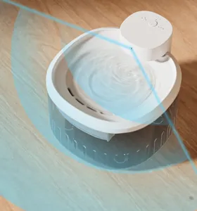Detailweergave van de slimme draadloze kattenfontein met sensor-detectiegebied.