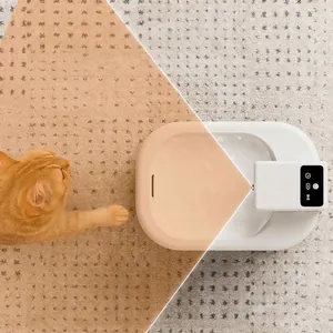 Fuente de agua automática para gatos con sensor de movimiento y diseño inteligente