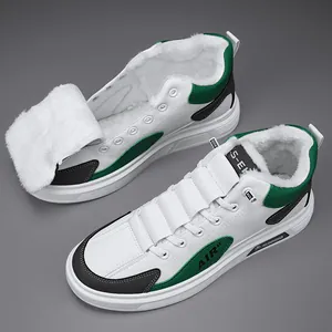 Sneaker alte invernali foderate in pile bianche e verdi con interno in pelliccia sintetica