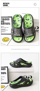 Detailansicht der Herren-Sandalen mit dicker Sohle, neongrünen Akzenten und Smile-Print