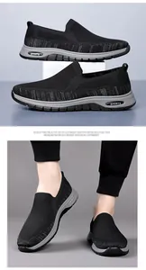Dettaglio di sneaker slip-on da uomo in flyknit traspirante nero con suola in EVA leggera.