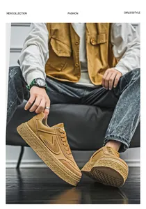 Senfgelbe Herren-Sneaker mit dicker Plateausohle, strukturiertem Profil und Schnürdesign