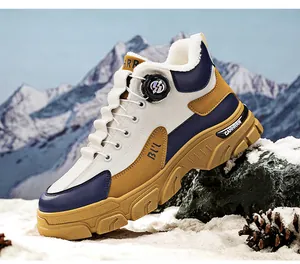 Detail of men's winter outdoor boots with plush lining and rotary buckle closure.