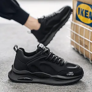 Stylish men's black chunky sneakers with retro breathable thick sole for sports and leisure