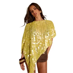 Damen Häkel-Poncho in Gelb mit Pailletten, asymmetrischem Saum und lockerer Passform.