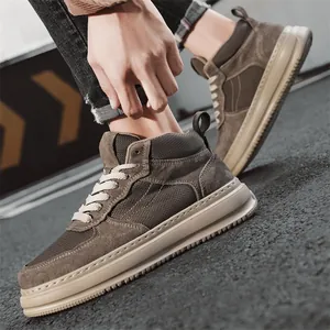 Autumn 2025 stylish men's breathable mesh sneakers in brown featuring thick flat soles