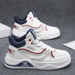 Sneaker alte da uomo eleganti con suola bianca spessa e moderno design tricolore