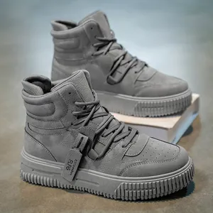 Scarpe da skate alte da uomo premium con suola spessa e texture in camoscio grigio