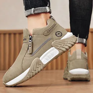 Stilvolle Herren Winterstiefel mit warmem Fleecefutter und strapazierfähiger dicker Sohle
