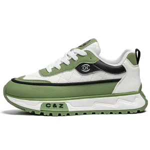 Zapatillas de deporte de suela gruesa para hombre, elegantes zapatos daddy de invierno.
