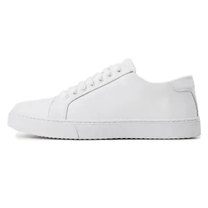 Herren atmungsaktive weiße Low-Top-Freizeitsneaker im minimalistischen Design für Outdoor-Sport