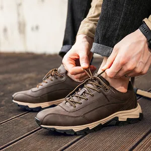 Scarpe da trekking marroni da uomo, suola antiscivolo per escursioni e viaggi