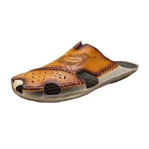 Sandalias de cuero marrón para hombre cosidas a mano con diseño hueco muy transpirable