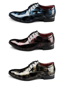 Ensemble de trois variantes de chaussures en cuir verni fleuri pour homme