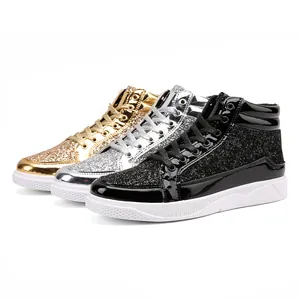 Sneakers alte glitterate da uomo nei colori oro, argento e nero