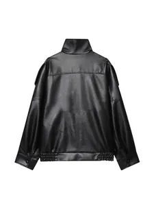 Schwarze Damen-Kunstlederjacke mit Lychee-Narbung und hohem Stehkragen in der Rückansicht