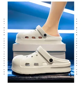 Weiße Plateau-Clogs für Damen und Herren mit ultradicker Sohle und atmungsaktivem Lochdesign