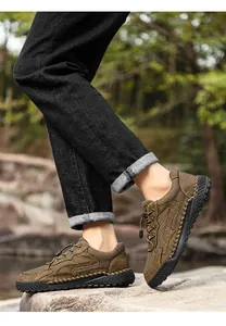 Detailansicht der atmungsaktiven Herren-Freizeitschuhe mit Mesh und Handnaht