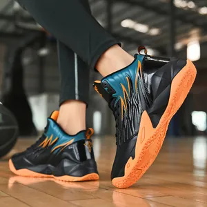 Zapatillas de baloncesto de caña media para hombre, calzado deportivo de cuero bicolor