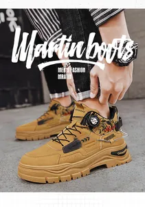 Detailansicht der stylischen gelben Herren-Martin-Boots mit praktischem Drehverschluss