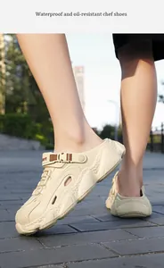 Détail de sabots d'été beiges imperméables et antidérapants pour hommes et femmes en extérieur