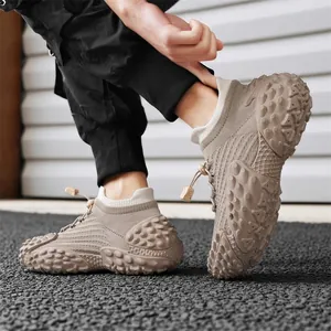 Zapatillas deportivas transpirables flyknit para hombre con suela gruesa de puntos