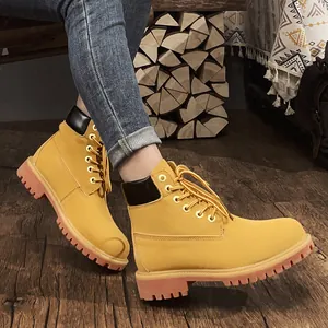 Botas de trabajo amarillas clásicas para exteriores con suela de goma antideslizante