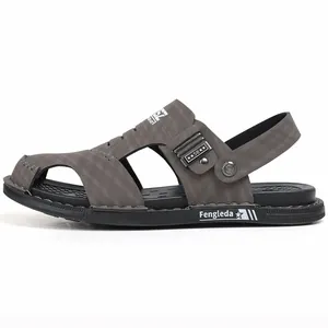 Modische Herren-Sandalen mit geschlossener Zehenpartie für Strand und Sommer in Braun-Schwarz