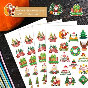 Assortiment d'autocollants de Noël festifs avec Père Noël et rennes sur feuilles