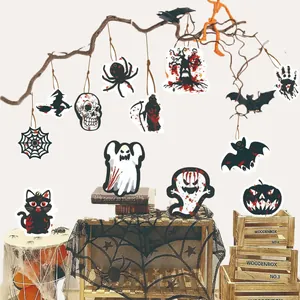 Set de adornos colgantes de papel de Halloween con diseños de fantasmas para fiesta temática