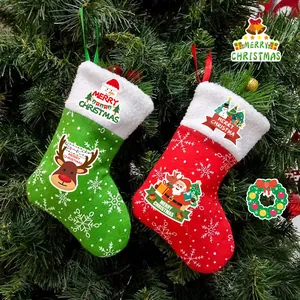 Autocollants de Noël festifs de haute qualité avec motifs Père Noël et rennes sur chaussettes.