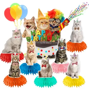 Süße Katzen-Geburtstagsparty-Waben-Tischdekorationen mit lebhaften bunten Sockeln.