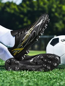 Crampons de football professionnels pour hommes avec motifs de flammes sur le dessus