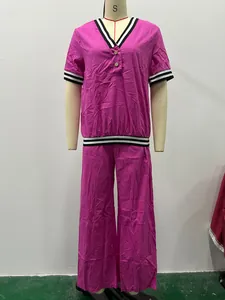 Vista detallada del conjunto de lino para mujer con top de cuello V y pantalón ancho