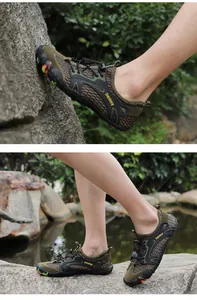 Chaussures d'extérieur en mesh respirant pour hommes avec système de laçage rapide