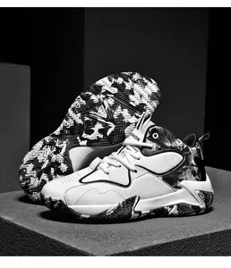 Scarpe da basket alte da uomo alla moda con suola spessa e tomaia in pelle resistente