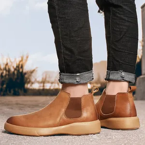Klassieke bruine leren Chelsea boots voor heren met een zeer duurzame rubberen zool
