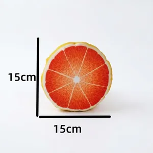Plüschtier-Grapefruitscheibe für Haustiere mit 15cm Größenangabe auf weißem Hintergrund.