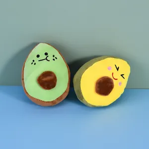 Set van twee schattige pluche piepspeeltjes in avocadovorm voor kleine en middelgrote honden