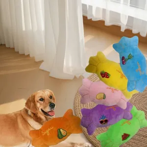Jouet en Peluche pour Animaux en Forme de Bonbon Siffleur Résistant aux Morsures pour Chiens et Chats avec Broderie Sugar et Fruits