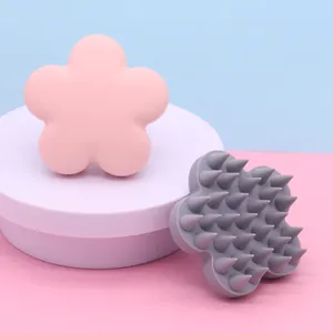 Silicone Pet Bath Brush Multifunctional Flower Shaped Grooming Massage Comb For Cats Dogs Wet Dry Cleaning Supplies