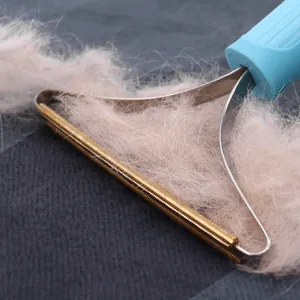 Rimuovi peli di animali domestici portatile per tappeti con testa in acciaio inox