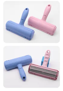 Manual static pet hair remover roller for cleaning sofa and clothes in blue and pink