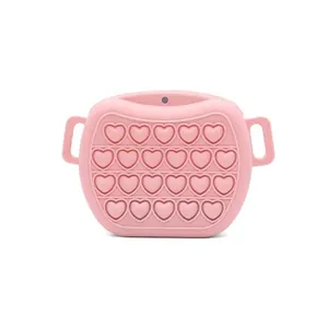 Sac de friandises pour chien en silicone rose étanche avec design pop-it en cœur