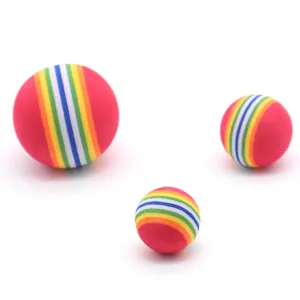 Set de tres pelotas de espuma EVA arcoíris vibrantes para gatos, juguete silencioso