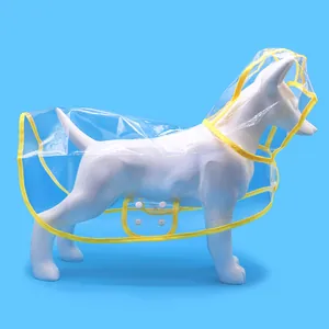 Chubasquero transparente impermeable para perro con borde amarillo en un maniquí.