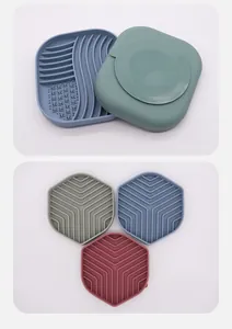 Tapis de léchage durable en silicone avec ventouses puissantes pour chiens et chats