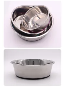 Detailed views of nesting stainless steel pet bowls featuring durable non-slip rubber bases