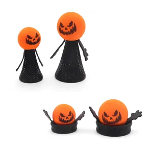 Interaktives Halloween Kürbis Katzen-Springspielzeug Set aus EVA-Schaum für Haustiere